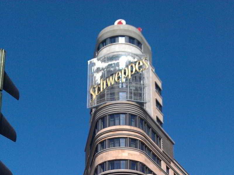 Gran Via Sol Apartamentos Madrid Luaran gambar
