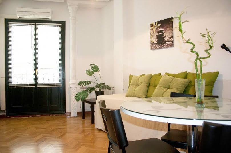 Gran Via Sol Apartamentos Madrid Bilik gambar